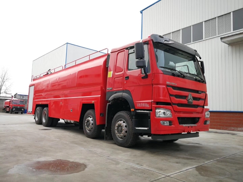 國五重汽20噸消防灑水車(chē)
